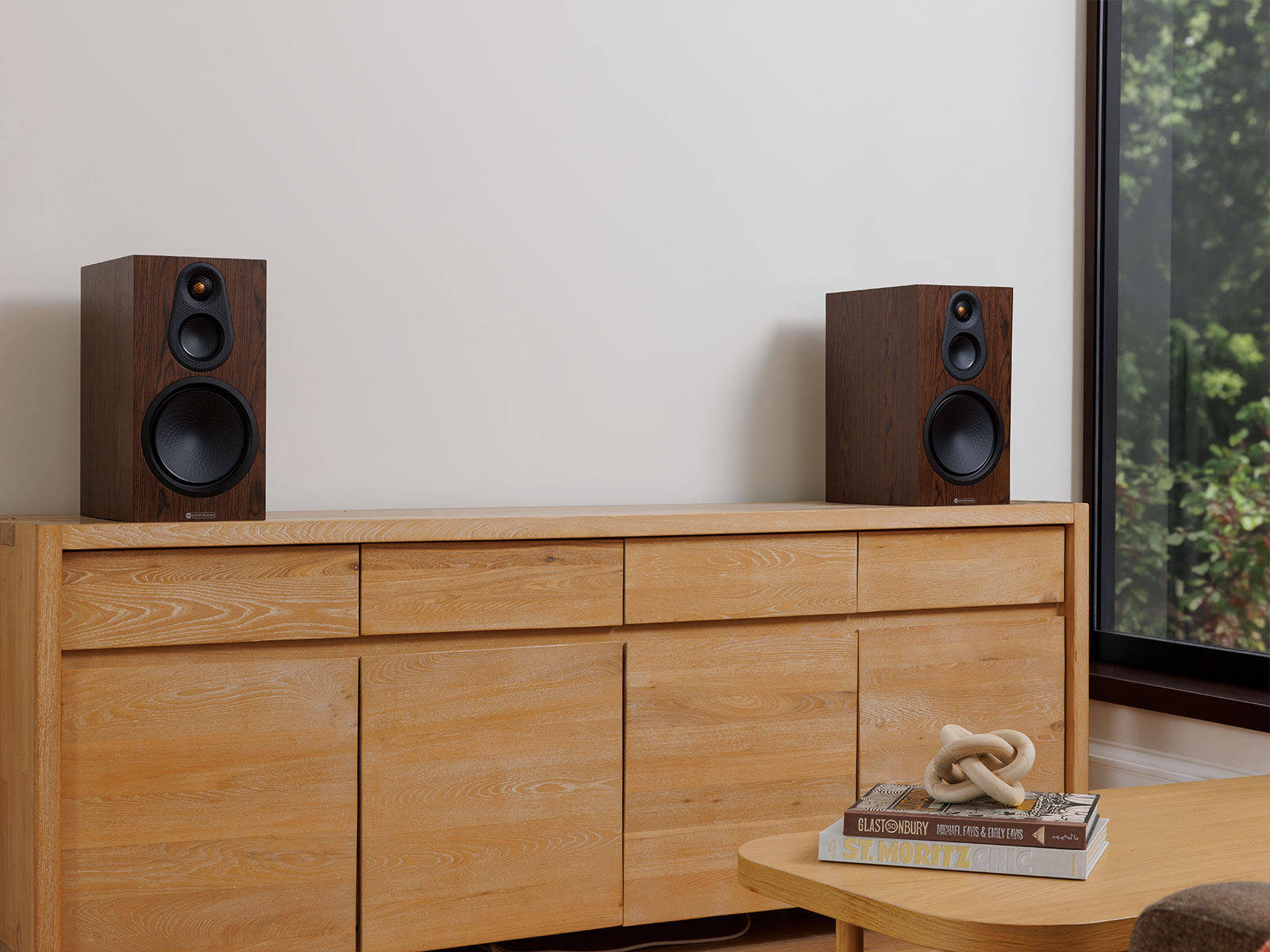 MONITOR AUDIO Silver 8G 100 European Walnut